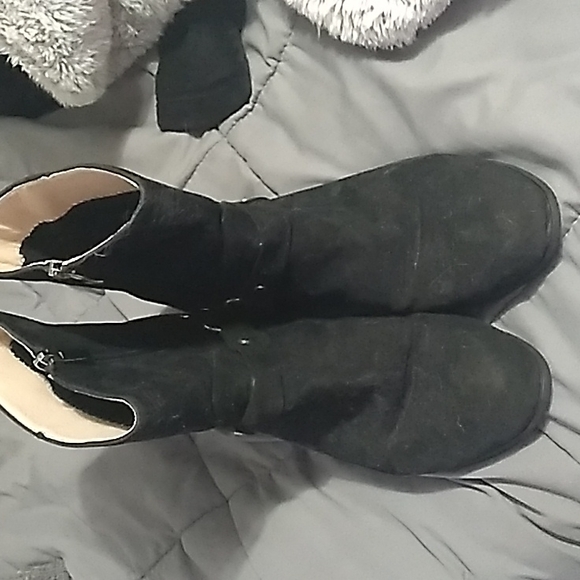 Mens boots - Picture 1 of 2